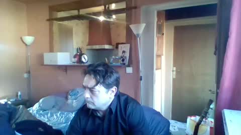 Snapshot of stevefromfrance chatting on December 2024 10:48:01 AM stevefromfrance online show from December 2024 10:48:01 AM