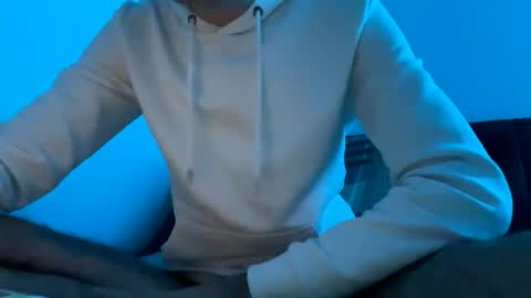 Liam Carter online show from November 2025 11:42:02 PM