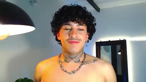 Snapshot of stevennavarro chatting on March 2026 02:39:01 AM Daniel Steven Navarro online show from March 2026 02:39:01 AM