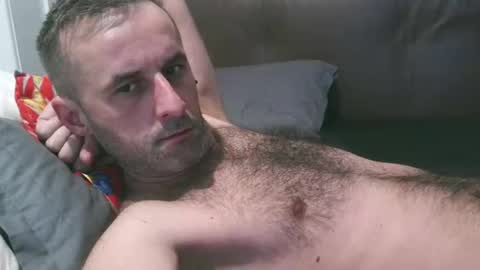 Snapshot of stevenpit chatting on December 2025 01:57:02 AM stevenpit online show from December 2025 01:57:02 AM