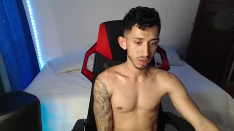 Snapshot of stevensex501 chatting on January 2025 09:31:01 PM steven online show from January 2025 09:31:01 PM