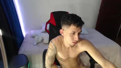 Snapshot of stevensex501 chatting on January 2025 07:06:01 AM steven online show from January 2025 07:06:01 AM