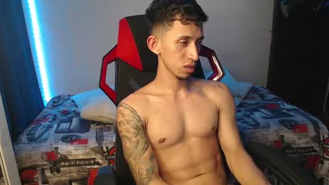 Snapshot of stevensex501 chatting on February 2025 05:34:02 AM steven online show from February 2025 05:34:02 AM