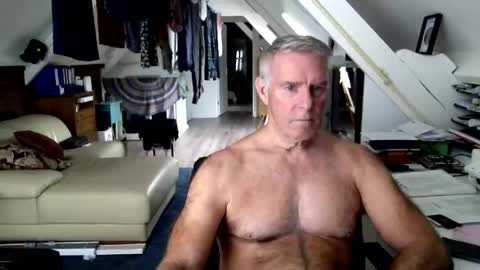 Snapshot of stevetwo chatting on June 2026 11:34:01 AM stevetwo online show from June 2026 11:34:01 AM