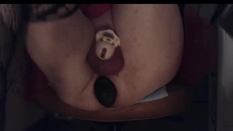 Snapshot of steviehello chatting on January 2025 11:19:01 PM Skye online show from January 2025 11:19:01 PM