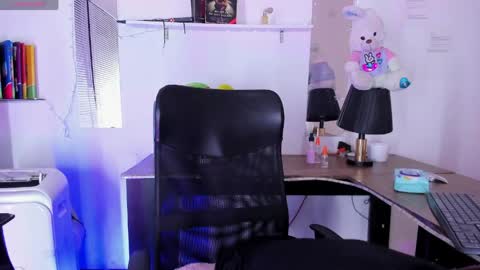 Manuel online show from May 2026 07:22:02 PM