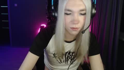 Steve online show from November 2025 05:45:02 PM