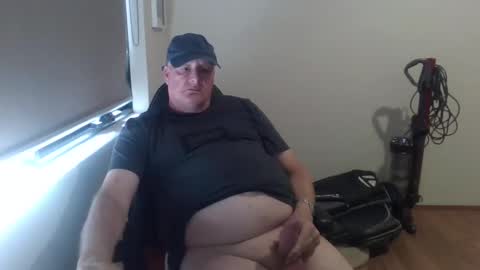 Snapshot of stiffyman55 chatting on March 2025 02:54:01 AM stiffyman55 online show from March 2025 02:54:01 AM