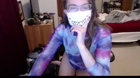 Snapshot of sting_ray111 chatting on December 2024 01:43:01 AM sting_ray111 online show from December 2024 01:43:01 AM