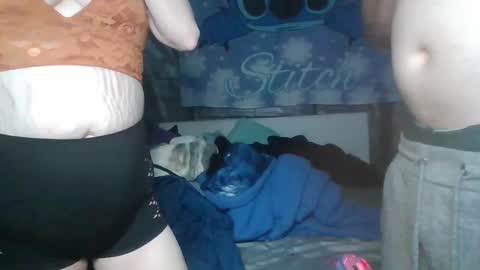 Snapshot of stitchsunshine85 chatting on March 2025 09:38:01 AM Tasha and Drew online show from March 2025 09:38:01 AM