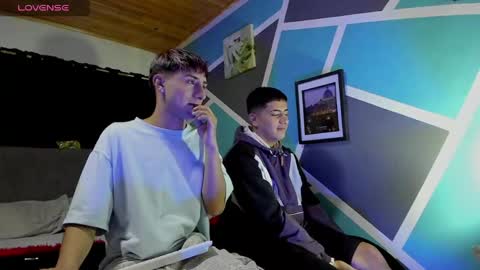 stiven and alex online show from March 2026 05:23:01 AM