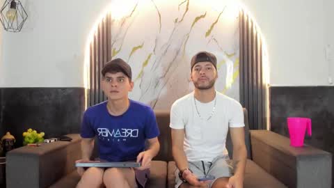 Snapshot of stivendreams chatting on February 2026 05:06:02 AM friends online show from February 2026 05:06:02 AM