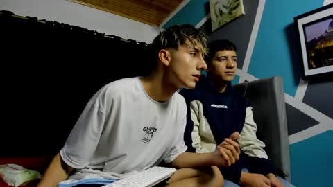 Stiven  online show from June 2026 04:07:02 AM