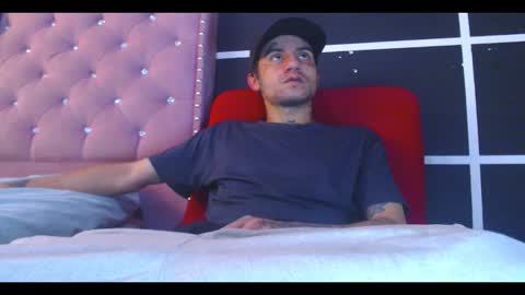 Snapshot of stivenunivers996 chatting on November 2025 01:22:02 PM stiven online show from November 2025 01:22:02 PM