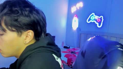 Stiwen online show from October 2025 01:19:01 PM