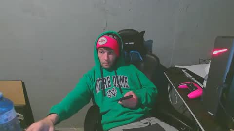 Snapshot of stonedpanda77 chatting on December 2024 01:26:01 AM stonedpanda77 online show from December 2024 01:26:01 AM