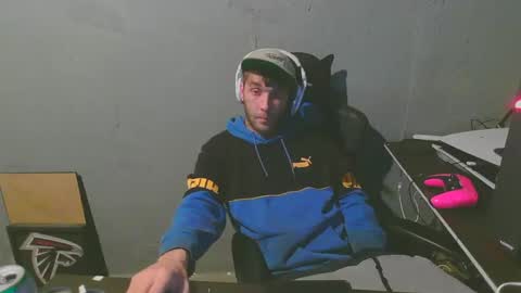 Snapshot of stonedpanda77 chatting on December 2024 06:00:02 AM stonedpanda77 online show from December 2024 06:00:02 AM