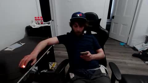 Snapshot of stonedpanda77 chatting on April 2026 10:37:02 PM stonedpanda77 online show from April 2026 10:37:02 PM