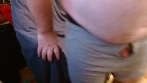 Stonerbear42 online show from October 2025 10:37:01 AM