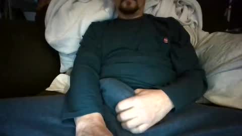 Snapshot of stook4 chatting on February 2025 10:43:02 PM LifestyleMan313 online show from February 2025 10:43:02 PM
