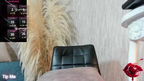 stormluna_22 online show from June 2026 08:51:01 PM