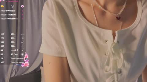 Luna online show from March 2026 01:04:02 PM