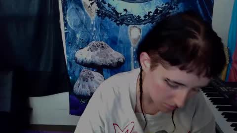 Snapshot of stormythunder chatting on November 2025 06:07:02 PM Stormythunder online show from November 2025 06:07:02 PM