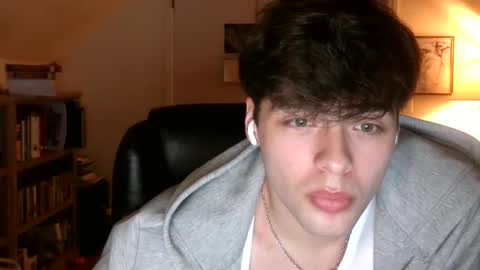 str11111 online show from February 2025 01:58:01 AM