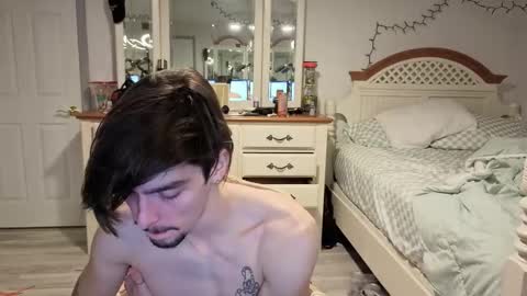 Snapshot of str8whiteboy21 chatting on December 2025 06:10:02 AM str8whiteboy21 online show from December 2025 06:10:02 AM