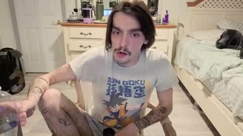 Snapshot of str8whiteboy21 chatting on February 2026 05:46:01 AM str8whiteboy21 online show from February 2026 05:46:01 AM