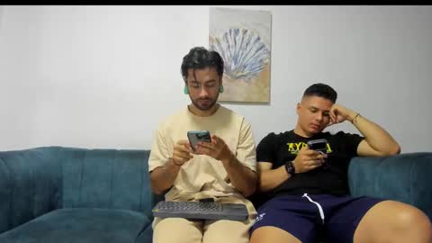 straight__friends online show from October 2025 02:13:01 PM