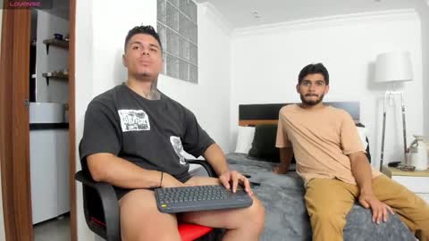 straight__friends online show from February 2026 02:47:01 PM