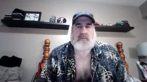 Snapshot of straightbear4you chatting on September 2025 03:22:01 AM Straightbear4you online show from September 2025 03:22:01 AM