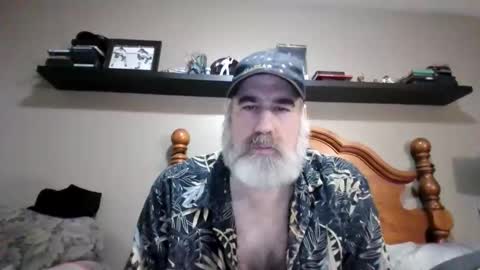 Snapshot of straightbear4you chatting on September 2025 09:31:02 PM Straightbear4you online show from September 2025 09:31:02 PM
