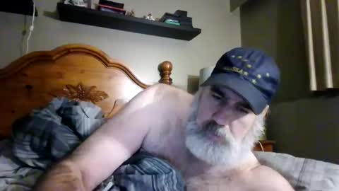 Snapshot of straightbear4you chatting on October 2025 10:02:02 AM Straightbear4you online show from October 2025 10:02:02 AM