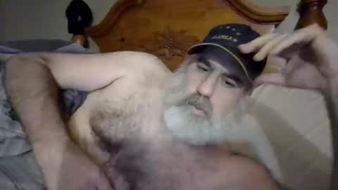Snapshot of straightbear4you chatting on October 2025 09:43:02 AM Straightbear4you online show from October 2025 09:43:02 AM