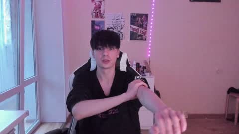 Snapshot of stralght_twinks chatting on December 2024 07:39:02 AM Ray online show from December 2024 07:39:02 AM