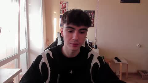 Snapshot of stralght_twinks chatting on January 2025 09:34:02 AM Ray online show from January 2025 09:34:02 AM