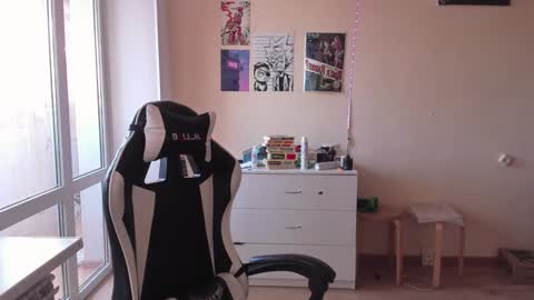 Snapshot of stralght_twinks chatting on January 2025 11:13:02 AM Ray online show from January 2025 11:13:02 AM