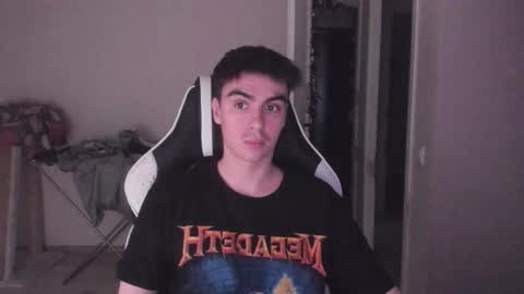 Snapshot of stralght_twinks chatting on October 2025 01:36:03 PM Ray online show from October 2025 01:36:03 PM