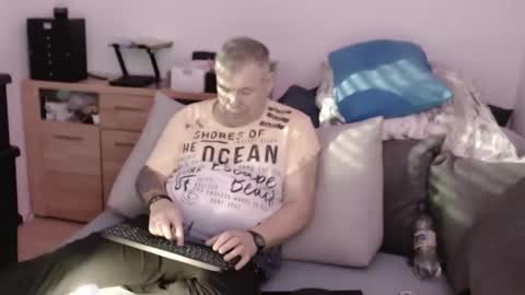 Stranger online show from November 2025 09:21:02 AM