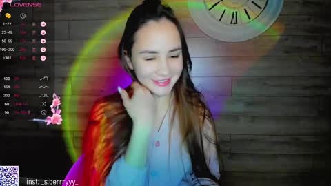 Snapshot of straw_juice chatting on December 2024 03:14:02 AM Laura online show from December 2024 03:14:02 AM