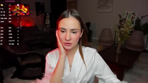 Snapshot of straw_juice chatting on November 2025 07:14:01 PM Laura online show from November 2025 07:14:01 PM