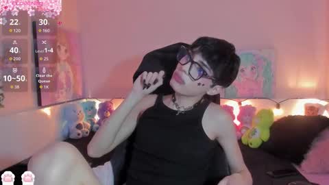 strawberry_kitty_ online show from February 2026 04:31:01 AM