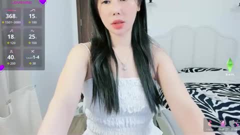 strawberry_loveee online show from December 2025 05:23:01 AM