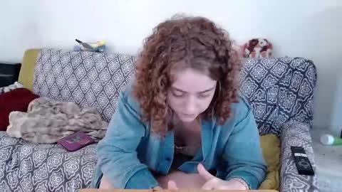 Strawberrylotsacake online show from November 2025 05:50:02 PM