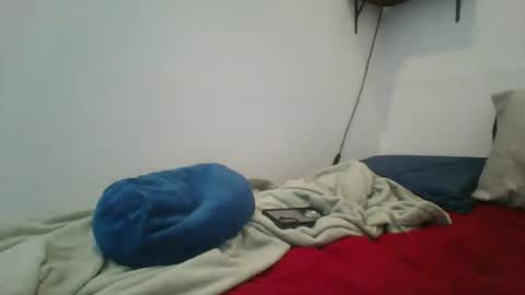 Strawberry online show from June 2026 07:59:02 PM
