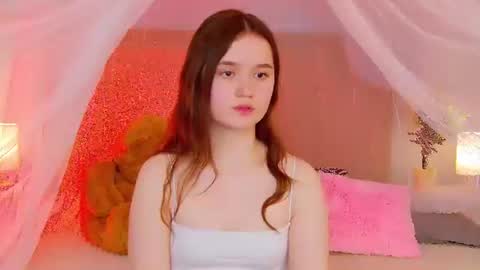 Snapshot of strawbunnybite chatting on July 2026 02:45:01 PM Bunny online show from July 2026 02:45:01 PM