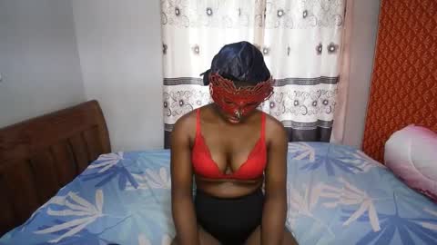 Snapshot of streetlioness chatting on September 2025 02:28:01 PM streetlioness online show from September 2025 02:28:01 PM