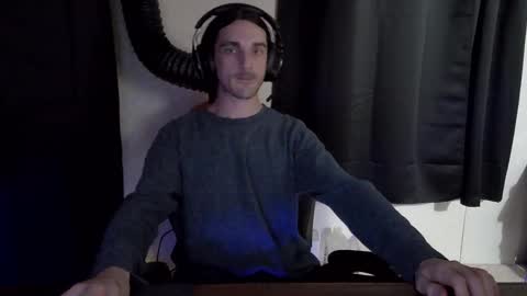 Snapshot of stringgreens777 chatting on January 2026 01:16:02 PM stringgreens777 online show from January 2026 01:16:02 PM